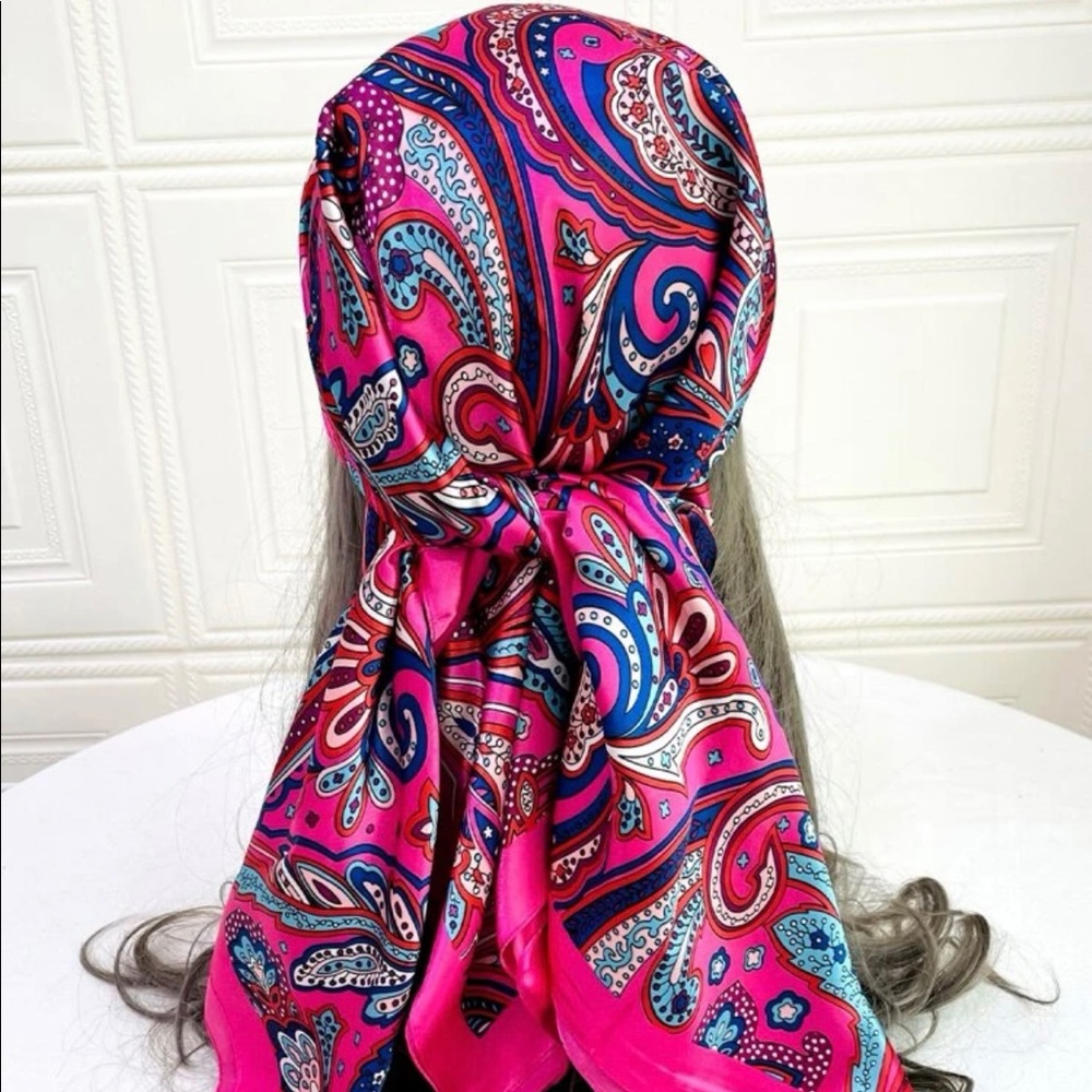 Hot pink paisley print fashion scarf
